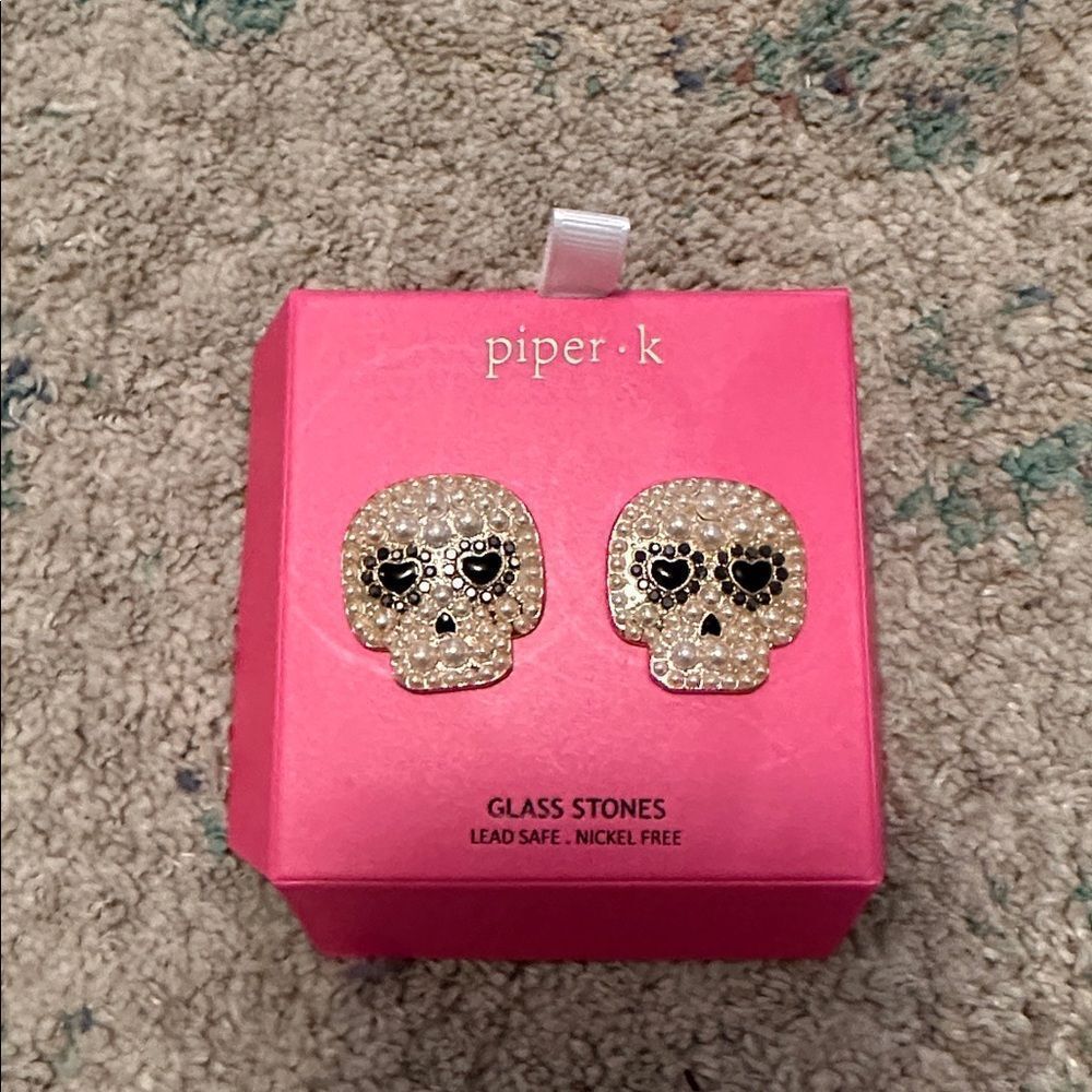 NEW Piper K Skull Earrings with Pearls and glass stones